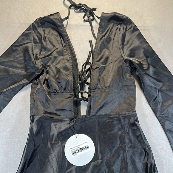 NWT Princess Polly Tashey Bias Cut Maxi Dress, Long Sleeve, Deep V, Black - US 4 - Picture 8 of 16